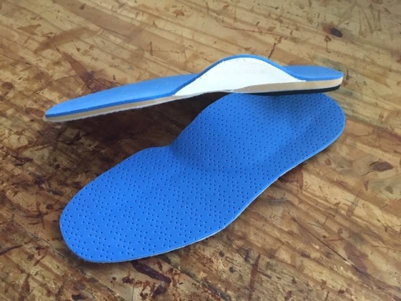 Orthèses plantaires pour enfant Marche en adduction avec la pointe des pieds en dedans à Allauch proche de Château Gombert 13013